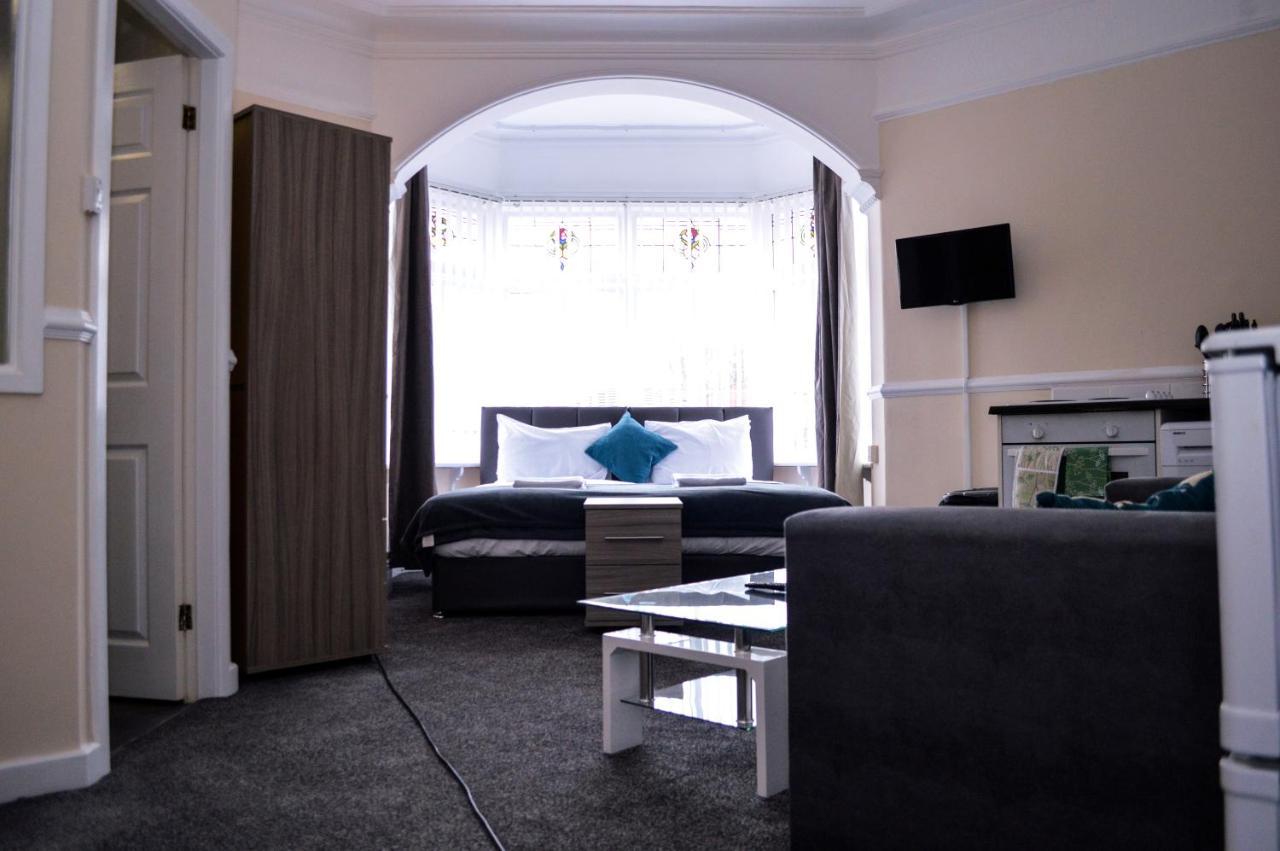 Orrell House Apartment Ливърпул Екстериор снимка